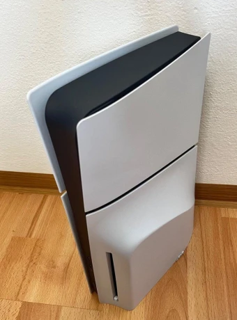 predam-playstation-5-slim-digital-edition-big-0