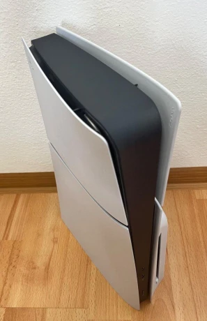 predam-playstation-5-slim-digital-edition-big-1
