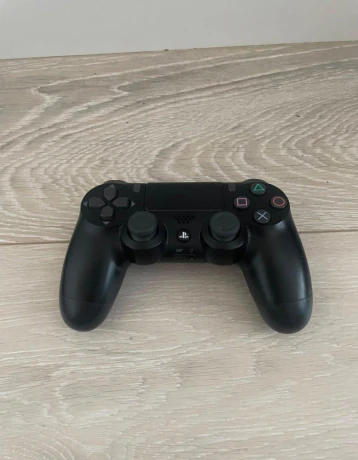 playstation-4-slim-big-2