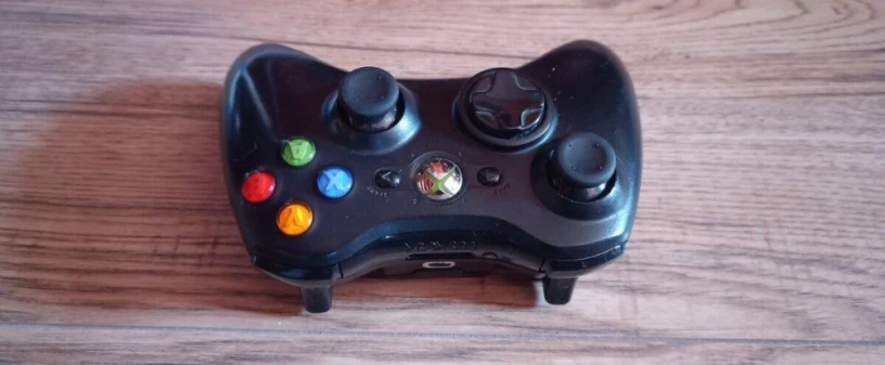 ovladac-na-xbox360-big-1