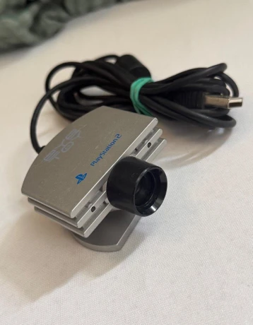 sony-playstation-2-eyetoy-kamera-strieborna-big-0