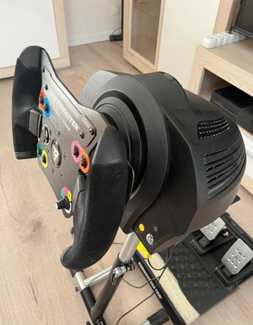 predam-volant-servo-pedale-a-stojan-na-xbox-big-3