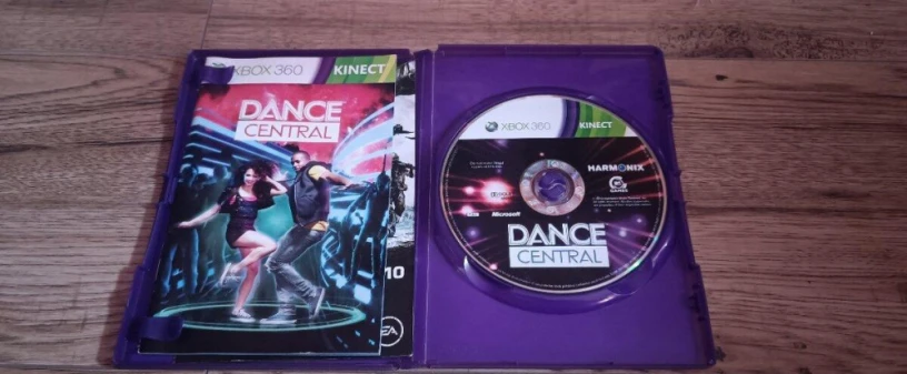 dance-central-na-xbox360-big-1