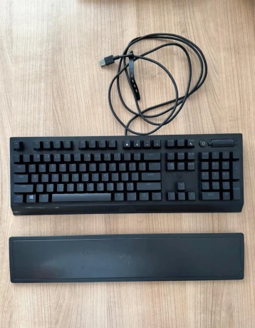 klavesnica-razer-blackwidow-v3-big-1