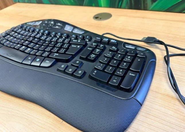 klavesnica-logitech-wave-big-3