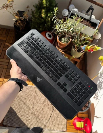 razer-deathstalker-herna-klavesnica-rz03-0080-big-0