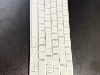 apple-magic-keyboard-s-touch-id