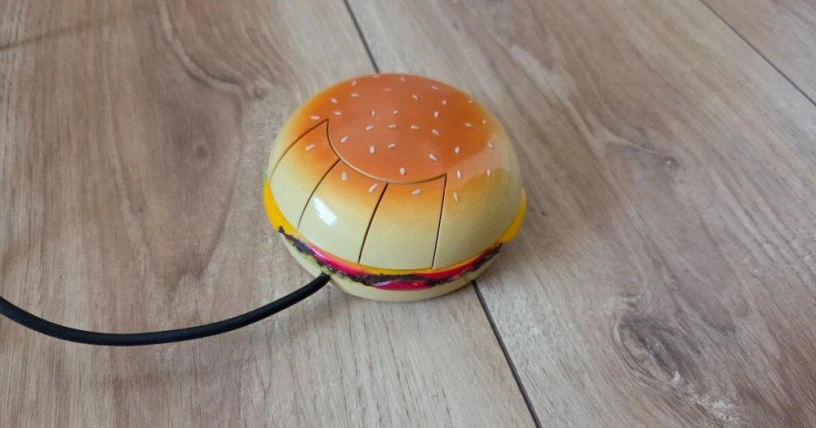 hamburgerova-mys-big-0