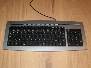 usb-a-ps2-klavesnice-nove-aj-pouzivane