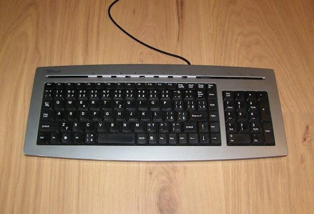 usb-a-ps2-klavesnice-nove-aj-pouzivane-big-0