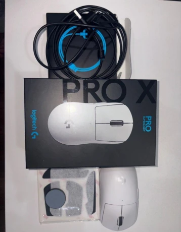 logitech-pro-x-superlight-big-2