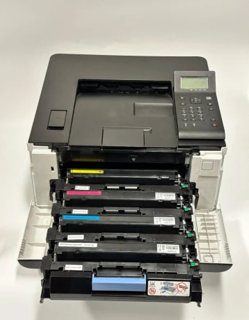 laserova-tlaciaren-canon-i-sensys-lbp611cn-s-novymi-tonermi-big-1