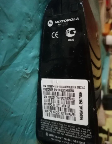 kablovy-modem-motorola-big-2