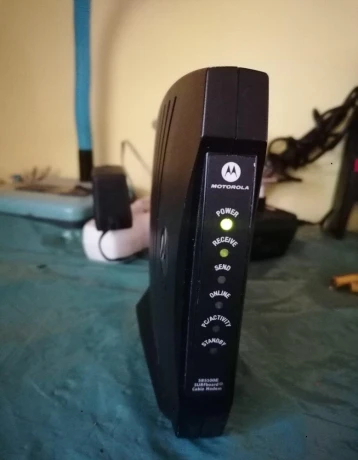 kablovy-modem-motorola-big-0