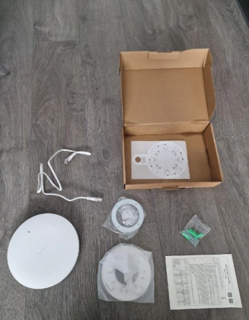 draytek-vigorap-962c-wi-fi-access-point-rozsirovac-wifi-big-0