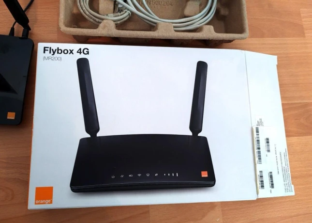 tplink-mr200-4g-wifi-flybox-router-big-1