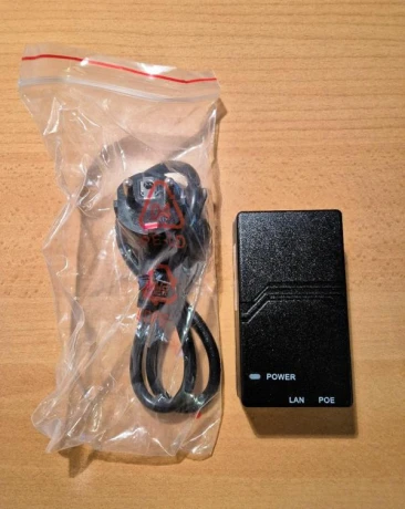poe-injektor-48v-05a-24w-big-0