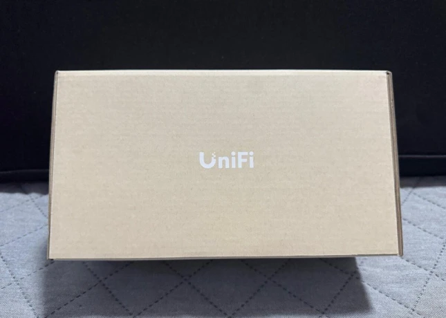 ubiquiti-unifi-switch-ultra-60w-big-0