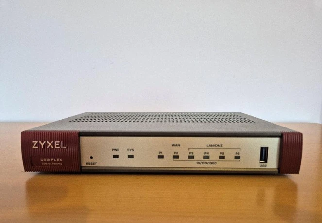 routerfirewall-zyxel-usg-flex-100-verzia-s-sfp-a-aj-bez-big-0
