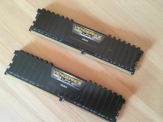 corsair-vengeance-ddr4-3200-2x8gb