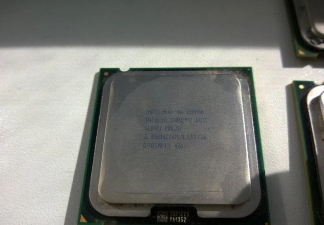 procesory-intel-celeron-d-pentium-core-2-duo-amd-big-2