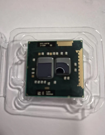 procesor-intel-i3-350m-big-0