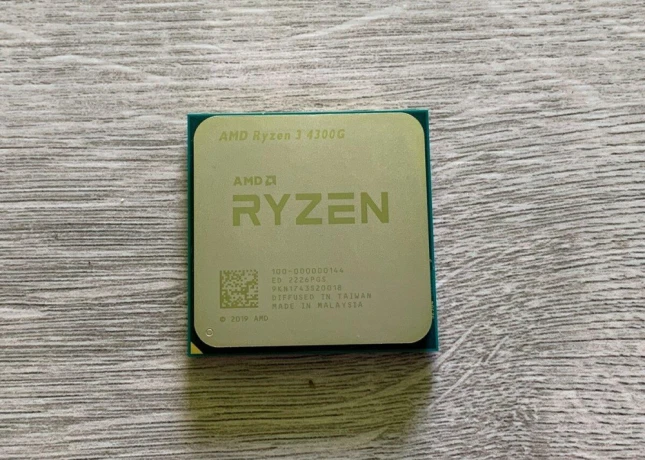 amd-ryzen-3-4300g-big-0