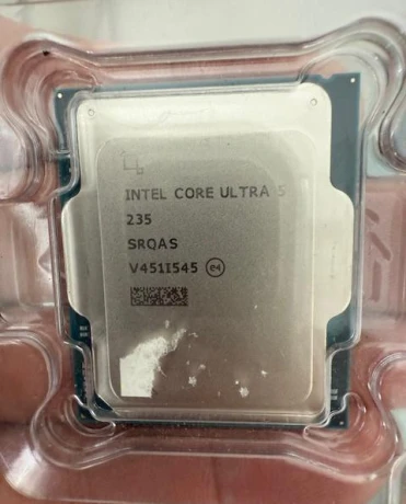 intel-core-ultra-5-235-big-0