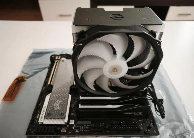amd-ryzen-7-7800x3d-b850-32gb-ddr5-ssd-1tb-wifibt-w11-big-0