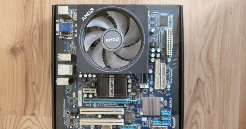 zakladna-doska-8gb-ddr3-1600mhz-amd-phenom-ii-x6-1100t-big-0