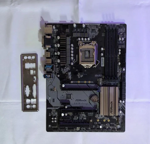 asrock-z370-pro4-big-0