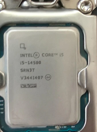 zakladna-doska-gigabyte-b760-aorus-elite-ax-i5-14500-big-1