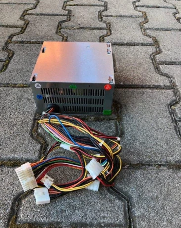 napajacia-jednotka-lc-a250atx-big-1