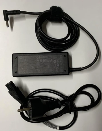hp-adapter-65w-big-2