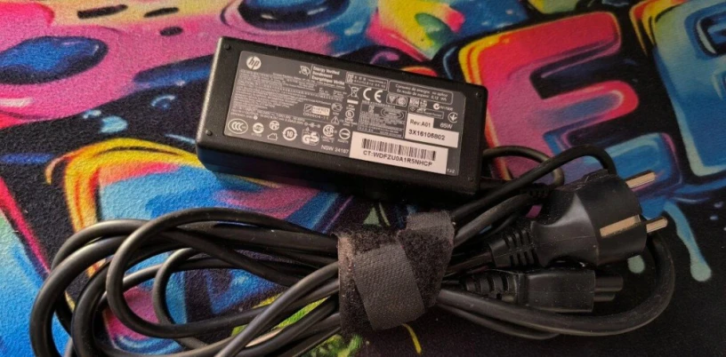 hp-adapter-pre-notebooky-original-big-1