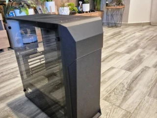 predam-pc-skrinku-zalman-z1-plus