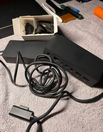 microsoft-surface-dock-big-2