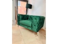 dizajnove-zelene-zamatove-kreslo-chesterfield-styl-small-0