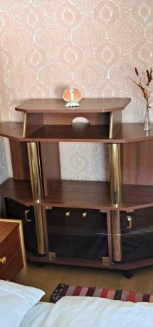 stolik-pod-tv-big-1
