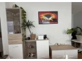 moderna-obyvacia-zostava-dub-sonoma-biela-leskla-small-0