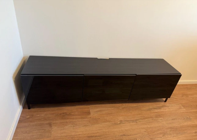 tv-stolik-ikea-big-0