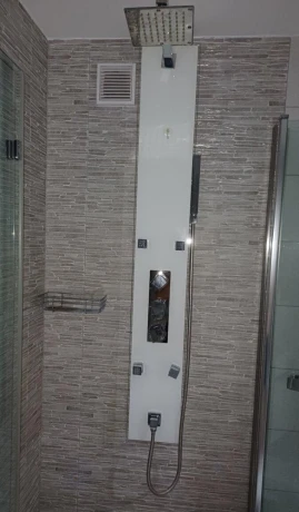 sprchovy-panel-siko-glasshower-big-0