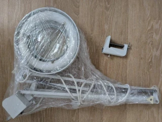 lampa-s-lupou
