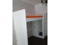 postel-ikea-smastad-s-uloznou-skrinkou-a-stolikom-small-0