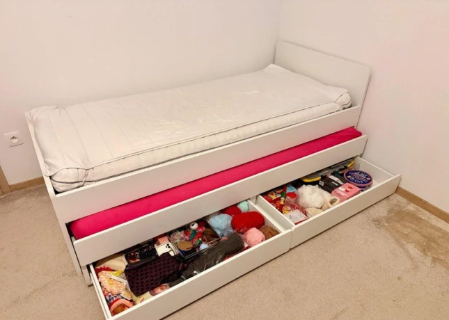 ikea-slakt-rozkladacia-postel-90x200-s-pristelkou-2x-matra-big-1