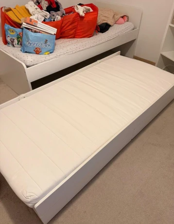 ikea-slakt-rozkladacia-postel-90x200-s-pristelkou-2x-matra-big-3