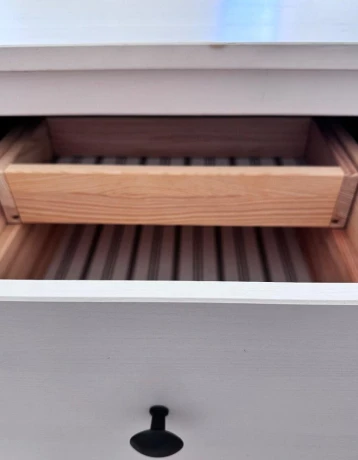 nocny-stolik-ikea-hemnes-biely-big-3