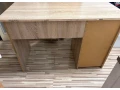 pisaci-stol-small-3