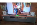 skrinka-pod-tv-montaz-na-stenu-small-0