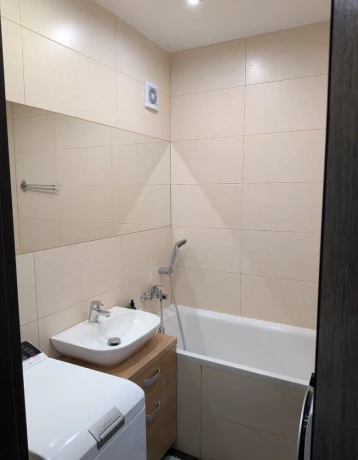 slnecny-kompletne-zrekonstruovany-3-izbovy-byt-gelnica-big-3
